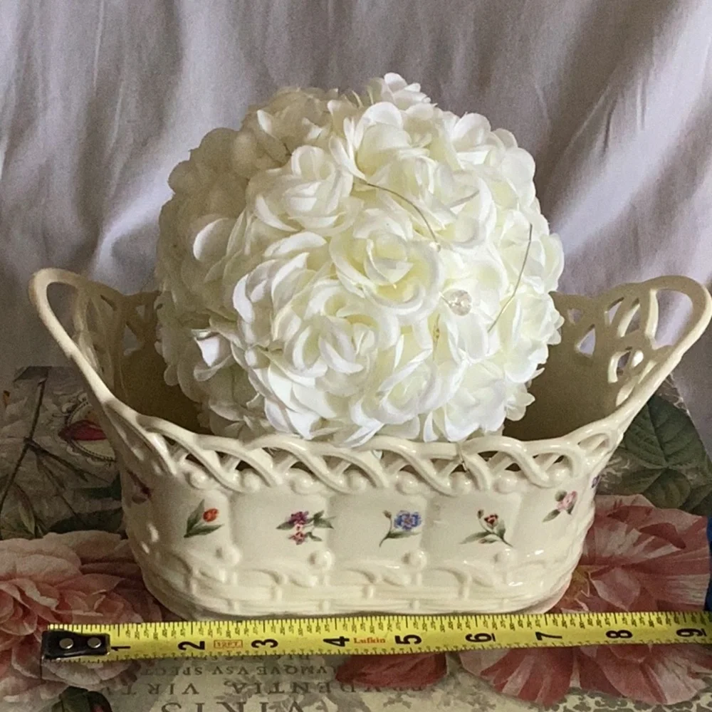 Lenox Posy Basket - Picture 6 of 9